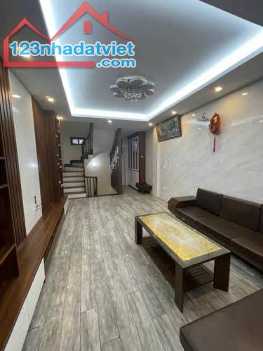Nhà đẹp Đồng Nhân, HBT, 6 tầng full đồ - hai mặt ngõ - dân cư sầm uất 33m2-7,55 tỷ