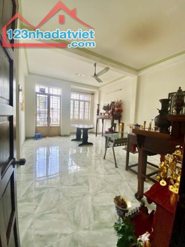 VÍP VÍP - MTKD KHU VÍP PHƯỜNG 15 - TÂN BÌNH -TRẦN THÁI TÔNG - NGAY CHỢ TÂN TRỤ - 112m2 - 4 - 2