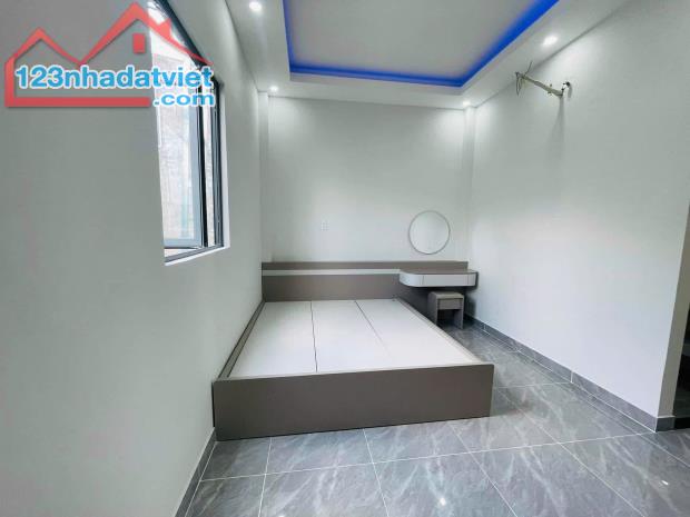 Hạ giá bán gấp nhà sổ riêng thổ cư cuối đường Đồng Khởi giá 700tr nhận nhà - 4