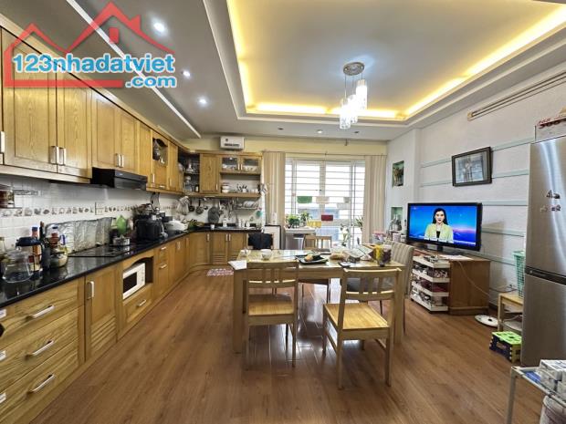 Bán nhà mặt phố Vĩnh Phúc, Ba Đình 58m2 xây 6 tầng kinh doanh, gara, mặt tiền 4,7m, 26 tỷ! - 1