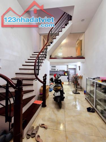 NHÀ ĐẸP KHƯƠNG TRUNG - LÔ GÓC - DT 36m2 5 tầng mặt tiền 4.1m Giá 8.5 tỷ - 3