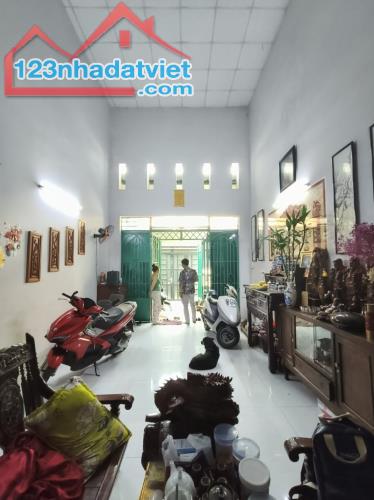 RẺ HIẾM, NGAY NGÃ 5 VĨNH LỘC & NGUYỄN THỊ TÚ - NHÀ HẺM XE HƠI - 87M2 (4x18) - CHỈ 3 TỶ XÍU - 1