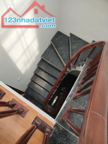 Cho thuê gấp lâu dài giá rẻ nguyên căn Giáp Nhị 52m, 5 tầng, mặt tiền 5.3m, 15 tr/th, - 3