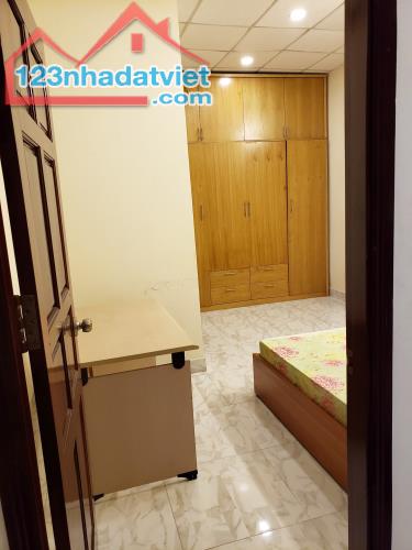 Nhà 2 tầng mặt tiền đường Nghĩa Thục P6Q5, giá 10.8 tỷ - 2
