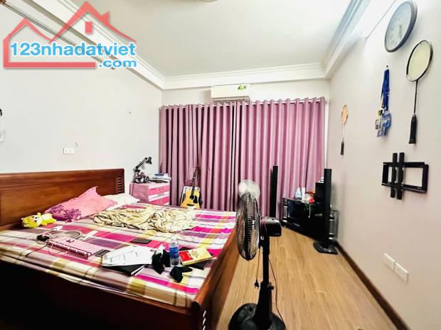 Nhà PL Lý Nam Đế 56m*5T, MT 3.9m, ngõ rộng 2m, 30m ra ô tô tránh, 3 thoáng, nhà mới 19.7tỷ - 4