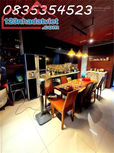 Siêu phẩm phong thủy tốt, KD cho Tây thuê tại Yên Phụ, Tây Hồ, Hà Nội, 17 tỷ, 121m2 - 1