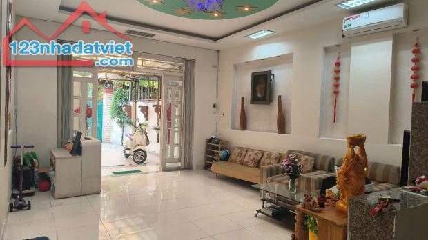 Nhà 3 tầng đúc - Ngộp Bank 6.2tỷ Bán 6.6tỷ - 2