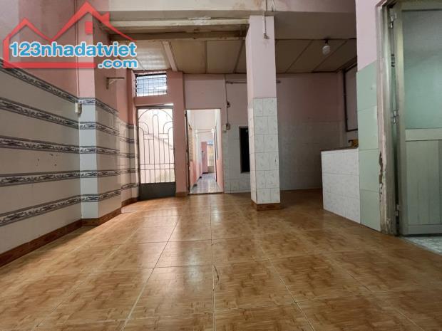 🏡BÁN GẤP NHÀ TRƯƠNG THỊ HOA, QUẬN 12 – HẺM XE TẢI, 100M² (5m x 20m) – GIÁ CHỈ 6.55 TỶ 📍