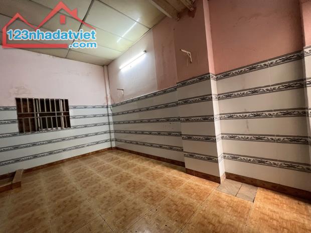 🏡BÁN GẤP NHÀ TRƯƠNG THỊ HOA, QUẬN 12 – HẺM XE TẢI, 100M² (5m x 20m) – GIÁ CHỈ 6.55 TỶ 📍 - 2