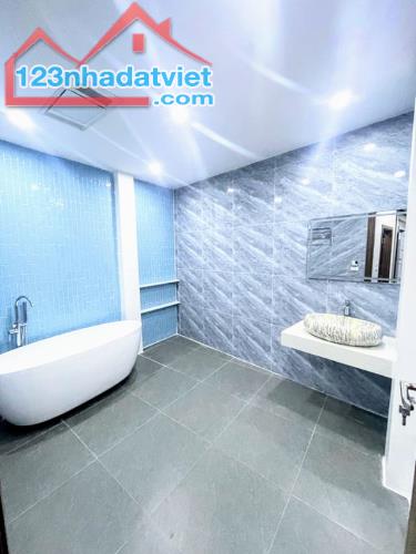 HẠ CHÀO PHỐ NGỌC THỤY DT45m-4 Tầng Thang Máy, Full Nội Thất -MT 3.6m- Giá 8.2T - 5