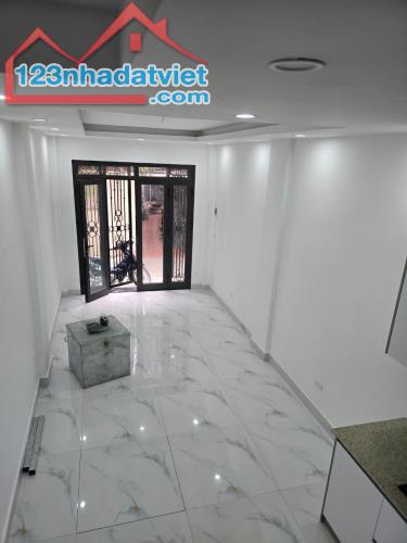 🏘💯💥 ĐẸP SANG XỊN MỊN - LÔ GÓC FULL NỘI THẤT MỚI -TRUNG TÂM ĐỐNG ĐA - HOÀNG CẦU. - 4