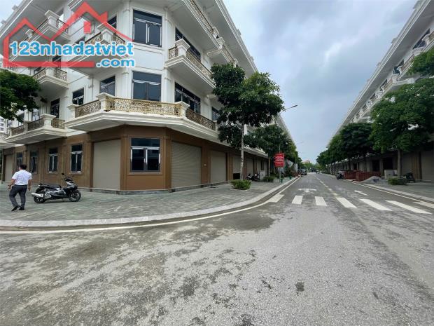 GẤP! CÒN VÀI CĂN, SẴN SỔ SANG TÊN – BỎ LỠ LÀ MẤT! KĐT XUÂN HƯNG. LH: 0966 343 969 - 1