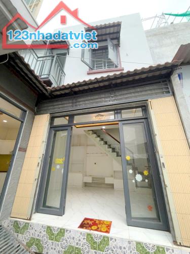 Nhà hẻm Ba Đình Phường 10 Quận 8 (ko qui hoạch)
