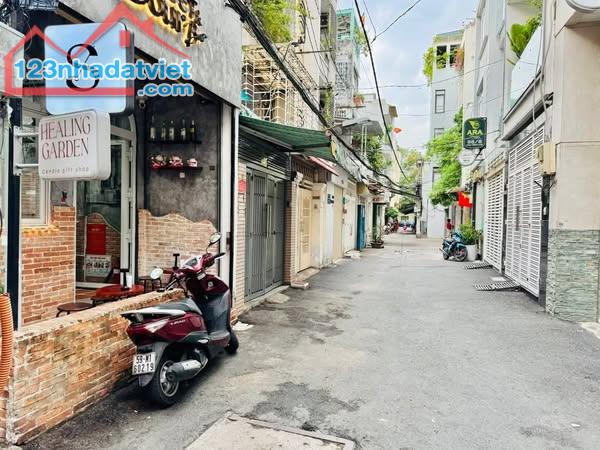 Nhà  Đường Điện Biên Phủ Phường ĐaKao Quận 1.