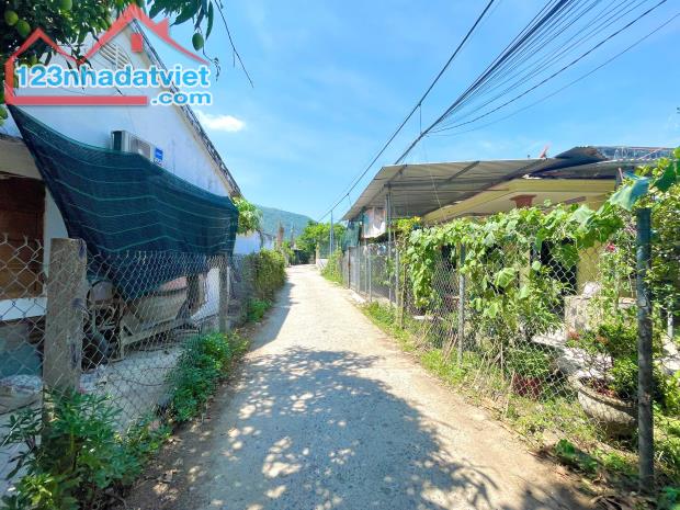 Bán đất 94,5m2 trung tâm Xã Diên Toàn - 2