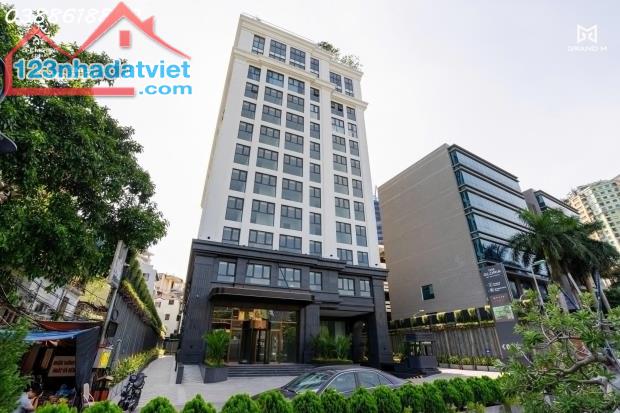 BÁN BIỆT THỰ THE GLORIA NGUYÊN HỒNG, ĐỐNG ĐA - 166M² x 5 TẦNG - 3 MẶT THOÁNG - GIÁ 55.5 TỶ