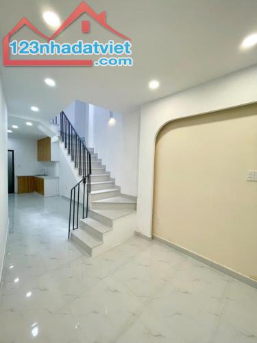 Bán nhà quận 8 đang cho thuê 8tr/tháng - 1