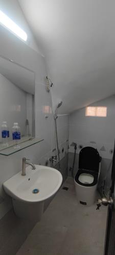 Bán nhà Thích Quảng Đức, Phú Nhuận, 43m2,6,6 tỷ - 2