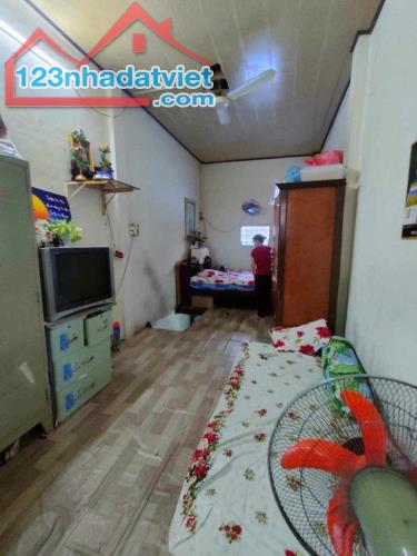 Bán gấp nhà đep,  Ni Sư Huỳnh Liên, Tân bình, 3 tầng, hẻm to, chỉ nhỉnh 3 tỷ, có sổ riêng - 1