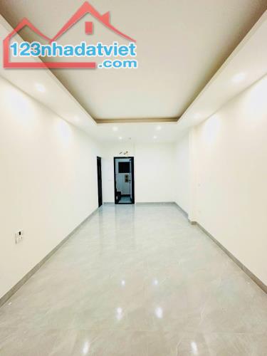 Bán nhà phố Minh Khai - nhà xây mới dt 45M * 6T thang máy , ngõ thông giá 9.8 tỷ SĐCC - 1