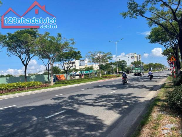 Bán đất mặt tiền đường (60m) nguyễn tất thành, khu đô thị godenhill đà nẵng