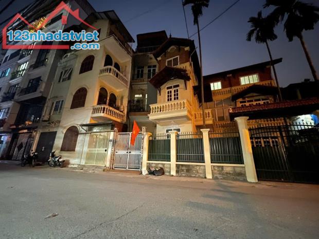 RẺ ĐẸP CHÍNH CHỦ CẦN BÁN NHÀ PHỐ HOÀNG VĂN THÁI QUẬN THANH XUÂN 64m2 x 5 TẦNG NHỈNH 15 TỶ