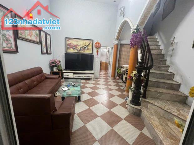 RẺ ĐẸP CHÍNH CHỦ CẦN BÁN NHÀ PHỐ HOÀNG VĂN THÁI QUẬN THANH XUÂN 64m2 x 5 TẦNG NHỈNH 15 TỶ - 1