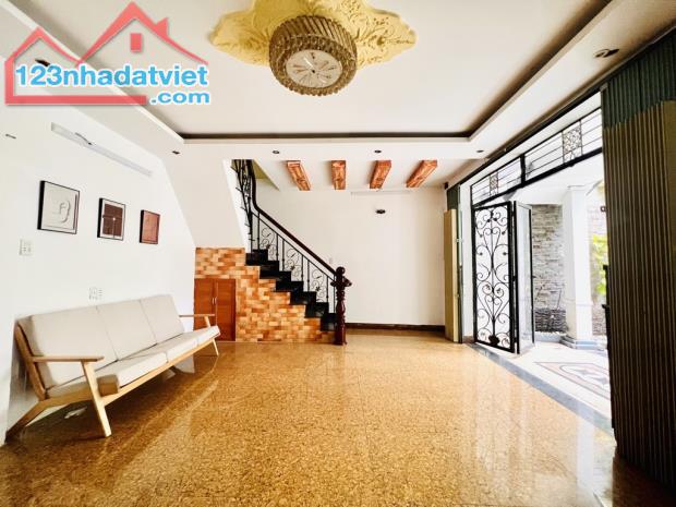 🏠 MẶT TIỀN 8M – NHÀ 2 TẦNG ĐÚC BTCT – LÊ VĂN KHƯƠNG, Q12 – GIÁ 4.9 TỶ - 1