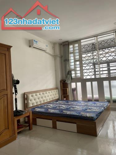 BÁN NHÀ 2 TẦNG HẺM XE HƠI THÔNG TỨ PHƯƠNG SÁT ĐẶNG VĂN BI, 5,5X12 NHỈNH 5 TỶ. - 1