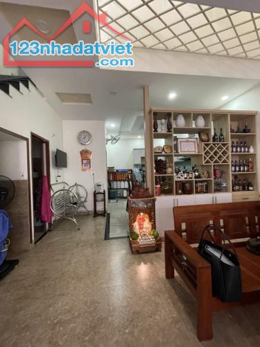 BÁN NHÀ 2 TẦNG HẺM XE HƠI THÔNG TỨ PHƯƠNG SÁT ĐẶNG VĂN BI, 5,5X12 NHỈNH 5 TỶ. - 2
