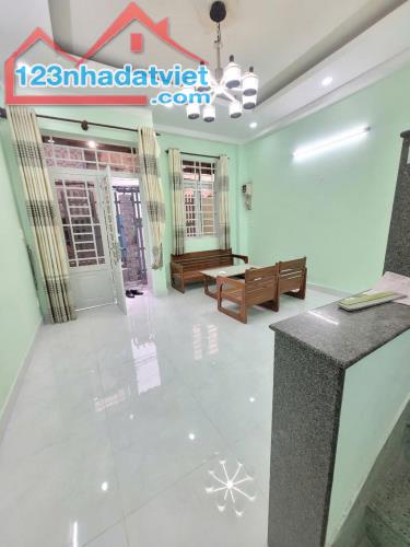 Nhà bán phường 7 gò vấp nguyễn du nhà 57m2 ngang 4,6m hẻm thông chỉ 5,7 tỷ