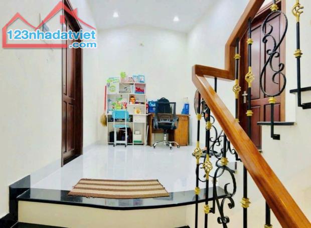 Sỡ hữu ngay nhà đẹp 3 tầng gần đường Đinh Tiên Hoàng, Q.Hải Châu, TP. Đà Nẵng - 4