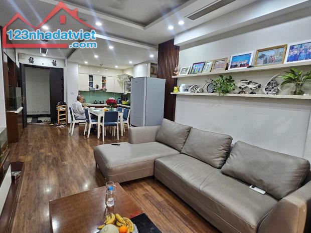 Bán Căn Hộ Chung Cư Nguyễn Huy Tưởng - Nguyễn Tuân - Thanh Xuân. DT 98m2 x 3 ngủ, 7,6 tỷ - 2