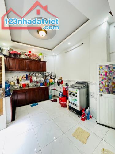 CẦN TIỀN BÁN GẤP NHÀ LƯU HỬU PHƯỚC [P15, Q8], DT: 48M2 (3,1 × 15m) 2T, 3PN CHỈ 2.9 TỶ. - 3