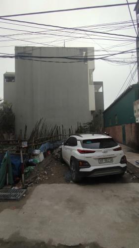 BÁN ĐẤT LÔ GÓC-Ô TÔ VÀO TẬN ĐẤT-700M RA TRẠM TRÔI-ĐƯỜNG TRƯỚC NHÀ 4M- SÁT HỒ-32M-3.25 Tỷ - 2