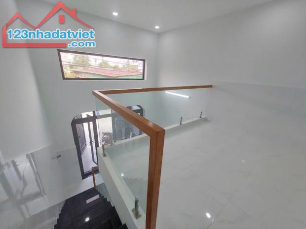🌟 SIÊU PHẨM NHÀ ĐƯỜNG NGUYỄN XIỂN – XE HƠI NGỦ TRONG NHÀ - 1