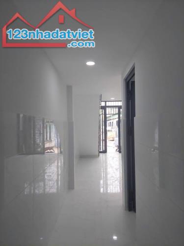 🌟 SIÊU PHẨM NHÀ ĐƯỜNG NGUYỄN XIỂN – XE HƠI NGỦ TRONG NHÀ - 3