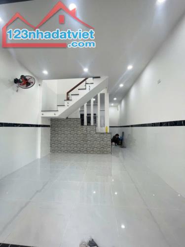 Bán nhà 1 trệt 1 lầu mới tinh, P. Quang Vinh, gần chợ Biên Hoà, chỉ 2ty550 - 2