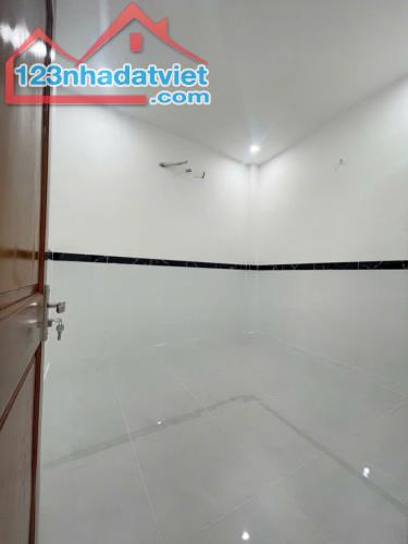 Bán nhà 1 trệt 1 lầu mới tinh, P. Quang Vinh, gần chợ Biên Hoà, chỉ 2ty550 - 5