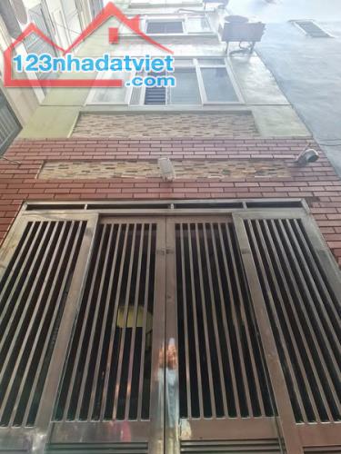 (Chính chủ) Cho thuê nhà 38m2 x 6 tầng đường Mỹ Đình 1, Quận Nam Từ Liêm.