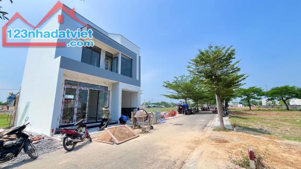 BÁN NHANH TRONG TUẦN LÔ ĐẤT GÓC NGAY TÂN PHÚ TRUNG CỦ CHI - VỐN 800 TRIỆU - NH GIẢI NGÂN