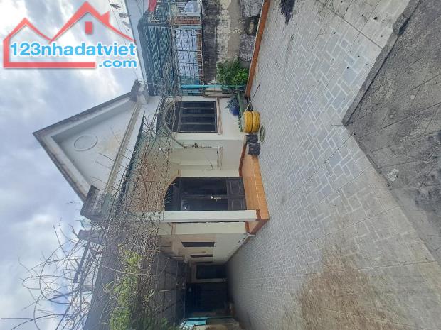 🏡 **Siêu Phẩm Lô Góc 176m², 2 Mặt Tiền – Gần Sông Sài Gòn – Sân Ô Tô Rộng - 1