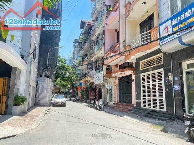 HOT 62 Nguyên Hồng, Đống Đa, phân lô, đường ôtô tránh, m.tiền khủng 5.5, 70m chỉ 27.5 tỷ