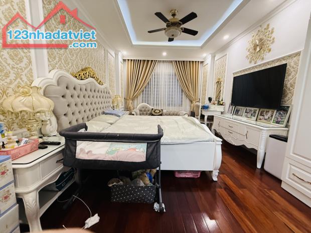 Đẹp lung linh- full nội thất xịn- thang máy- cách ô tô 5m –Thanh Nhàn –11 tỷ 9 - 1