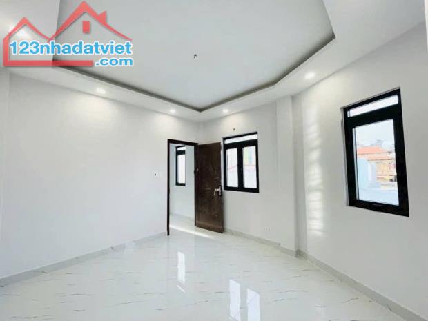 Bán nhà mới quận 8 hẻm xe hơi - 3