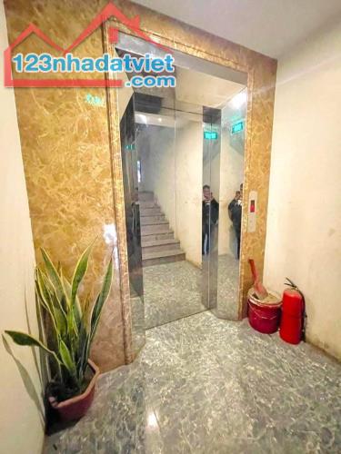 CHDV:LƯƠNG THẾ VINH -THANH XUÂN. +DT: 71M2 X 9T X 5.2M.M - 3