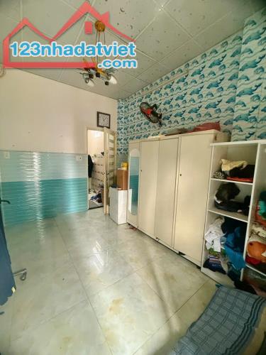MẶT TIỀN ĐƯỜNG P8 QUẬN 8 - NGAY CẦU CHỮ Y - GIÁP QUẬN 1 - 3X15M - 2 TẦNG LÔ GÓC - 5.8 TỶ - 5