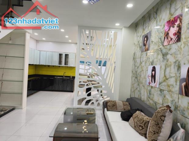 NHÀ PHỐ KDC MEGA VILLAGE KHANG ĐIỀN 3 TẦNG SIÊU VIP - GẦN GLOBAL CITY TP.THỦ ĐỨC - GIÁ - 1