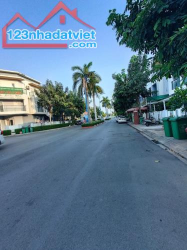 NHÀ PHỐ KDC MEGA VILLAGE KHANG ĐIỀN 3 TẦNG SIÊU VIP - GẦN GLOBAL CITY TP.THỦ ĐỨC - GIÁ - 3