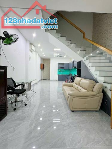 Bán nhà hẻm 10m - Quang Trung Gò Vấp - 5 tầng - 4.2x16m - Chỉ 11.9 tỷ - 2